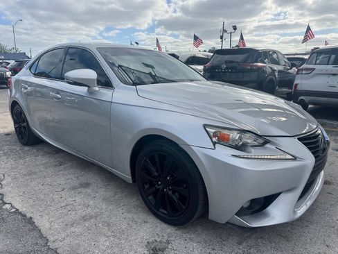 Used 2015 Lexus IS 250 RWD image 5