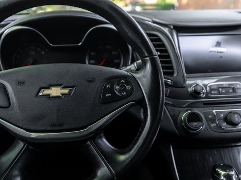 Used 2018 Chevrolet Impala Premier FWD image 8