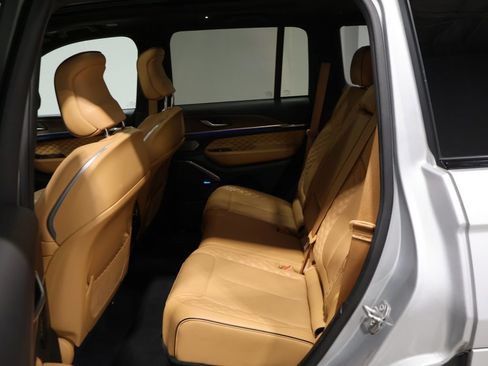 Used 2022 Jeep Grand Cherokee Summit w/ Adv Protech Group IV image 19