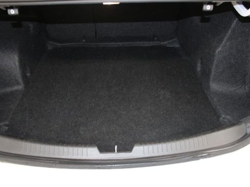 Used 2024 Chevrolet Malibu LT image 26