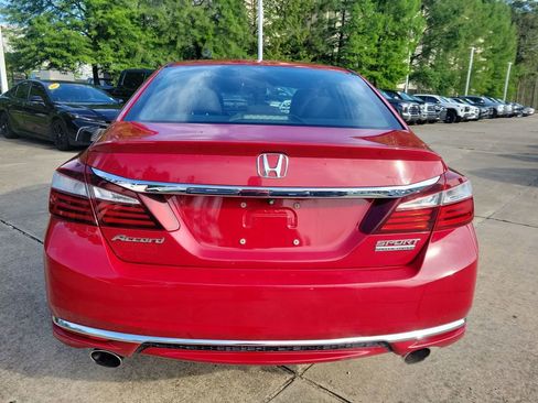 Used 2017 Honda Accord Sport Special Edition image 5