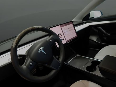 Used 2021 Tesla Model 3 Performance AWD/4WD image 16