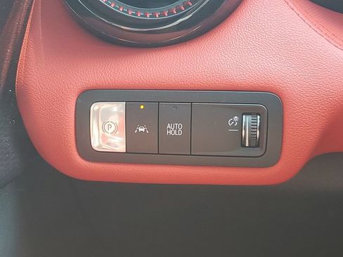 Certified 2025 Chevrolet Blazer EV RS AWD/4WD image 19