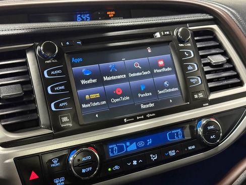 Used 2017 Toyota Highlander Limited Platinum image 36