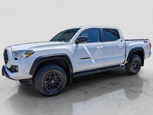 Used 2023 Toyota Tacoma SR5 w/ SX Package AWD/4WD image 10