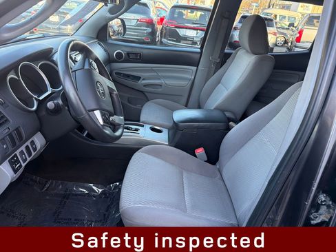 Used 2015 Toyota Tacoma 4x4 Double Cab w/ SR5 Package image 11