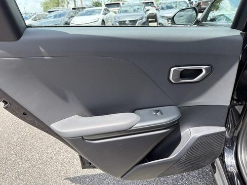 Used 2025 Kia K4 FWD image 12