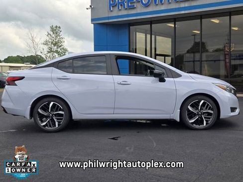 Used 2025 Nissan Versa SR w/ Trunk Package FWD image 2