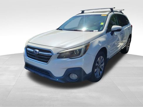 Used 2018 Subaru Outback 2.5i Touring w/ Popular Package #3 AWD/4WD image 5