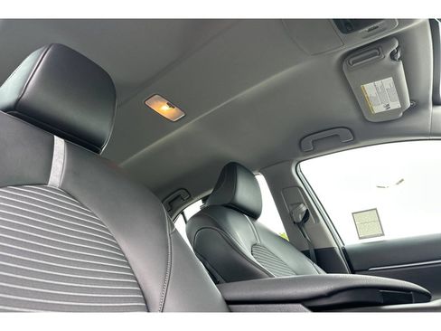 Used 2024 Toyota Camry SE w/ Blackout Package (TMS) FWD image 17
