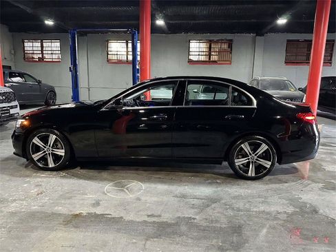 Used 2022 Mercedes-Benz C 300 4MATIC Sedan image 7
