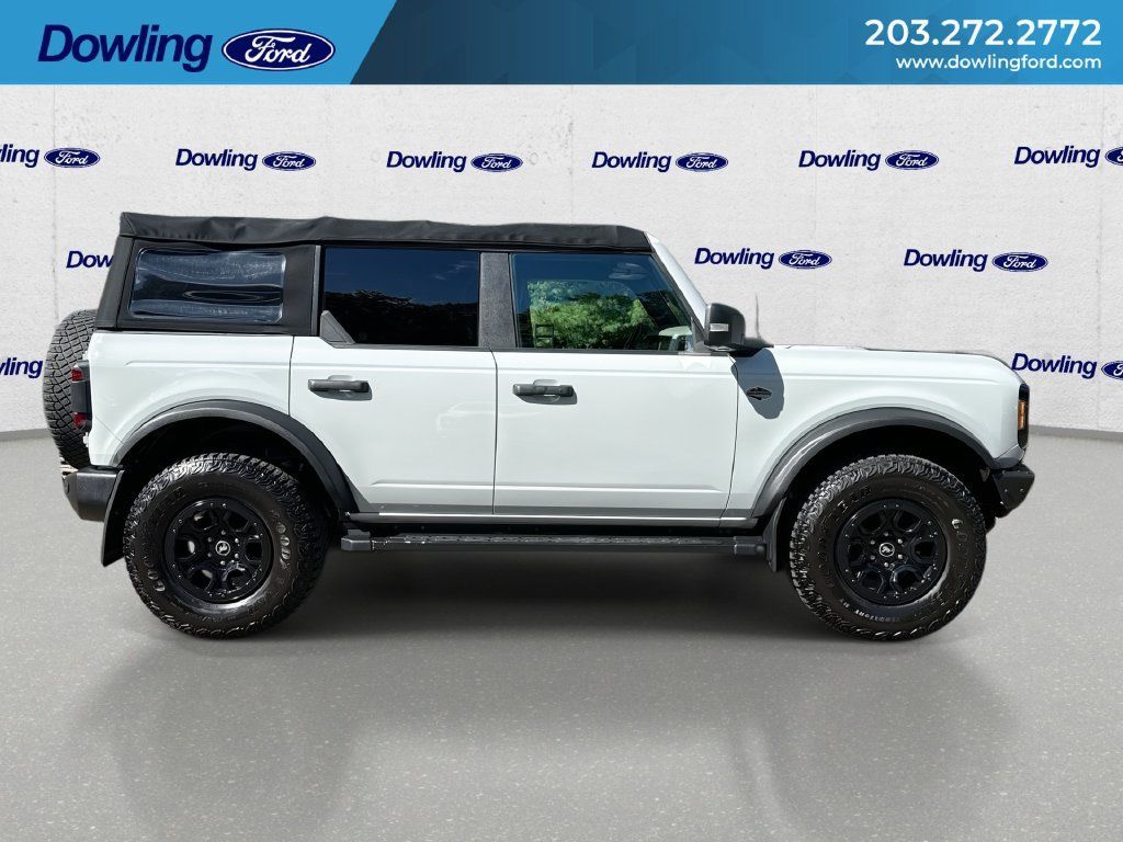 Used 2023 Ford Bronco Wildtrak AWD/4WD image 9