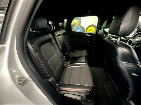 Used 2025 Ford Escape ST-Line Select image 16
