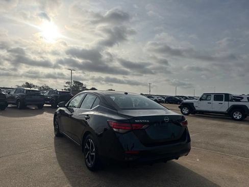 Certified 2025 Nissan Sentra SV FWD image 12