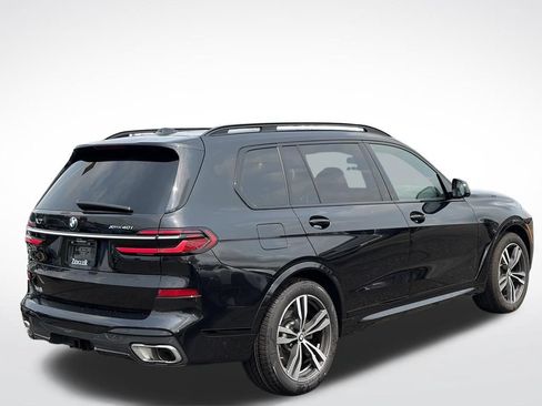 Used 2026 BMW X7 xDrive40i w/ M Sport Package AWD/4WD image 5