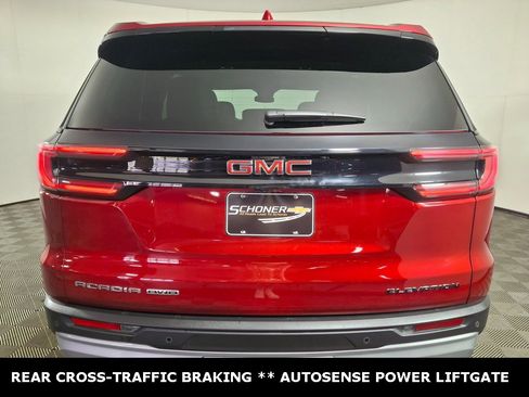 Used 2024 GMC Acadia Elevation w/ Luxury Package image 4