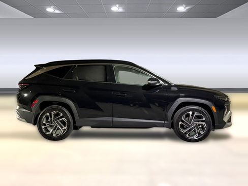 Used 2026 Hyundai Tucson Limited AWD/4WD image 8