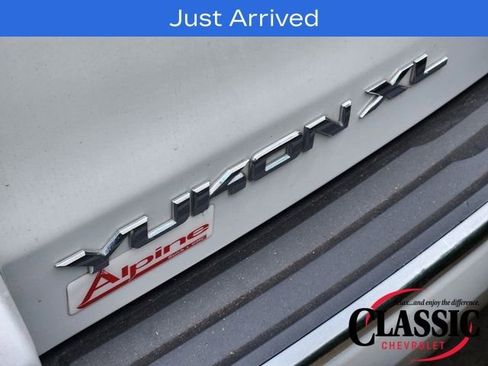 Used 2020 GMC Yukon XL Denali w/ Open Road Package image 17