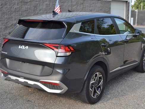 Used 2024 Kia Sportage LX image 8