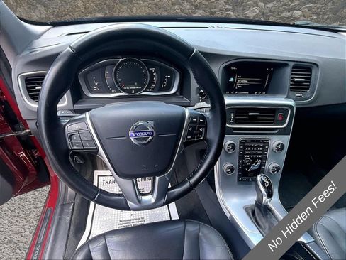 Used 2017 Volvo V60 T5 Premier w/ Convenience Package AWD/4WD image 5