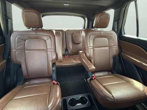 Certified 2021 Lincoln Aviator Grand Touring w/ Elements Package Plus AWD/4WD image 25