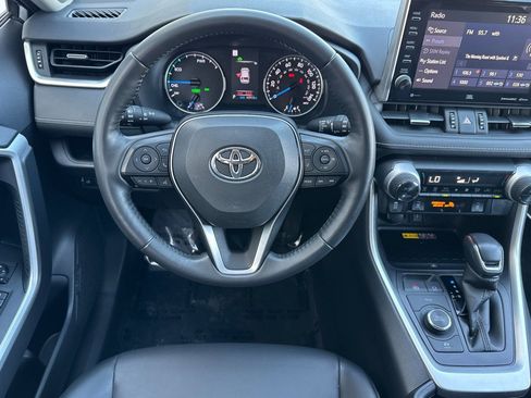 Certified 2022 Toyota RAV4 XLE Premium AWD/4WD image 14