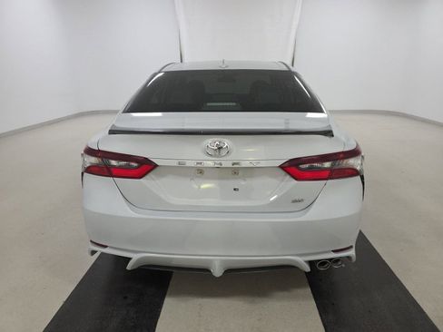 Used 2023 Toyota Camry SE FWD image 7