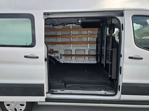 Used 2024 Ford Transit 250 Low Roof w/ Exterior Upgrade Package RWD image 12