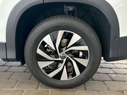 New 2026 Volkswagen Tiguan S FWD image 40