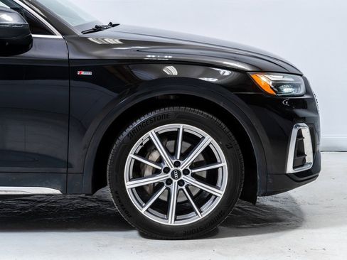 Used 2021 Audi Q5 e Premium Plus w/ Premium Plus Package image 12