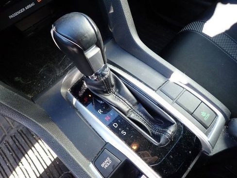 Used 2021 Honda Civic Sport image 13