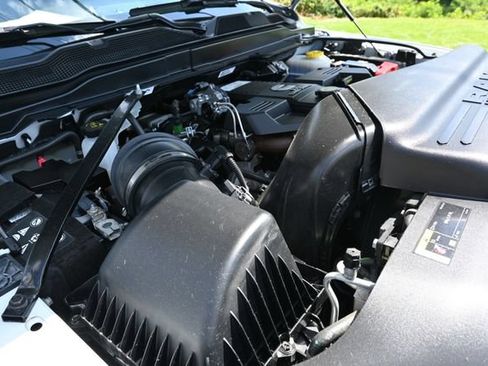 Used 2024 RAM 2500 Big Horn AWD/4WD image 14