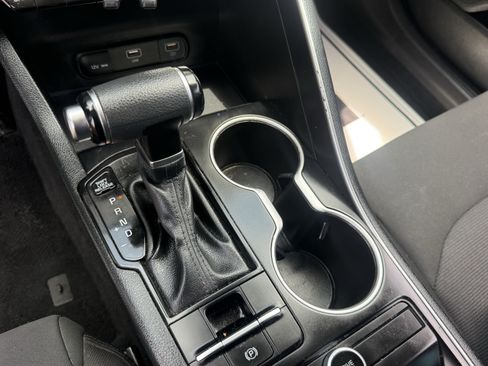 Used 2023 Kia K5 LXS FWD image 10