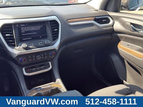 Used 2023 GMC Acadia SLE w/ Driver Convenience Package FWD image 28
