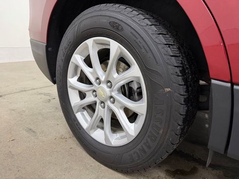 Used 2019 Chevrolet Equinox LT image 12
