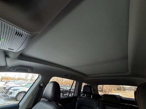 New 2026 Volkswagen Atlas Peak Edition AWD/4WD image 29