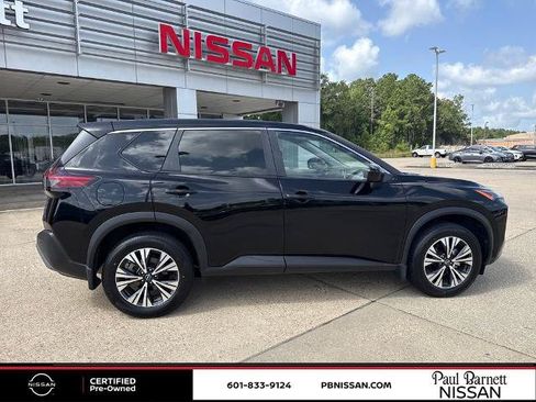 Certified 2023 Nissan Rogue SV FWD image 12