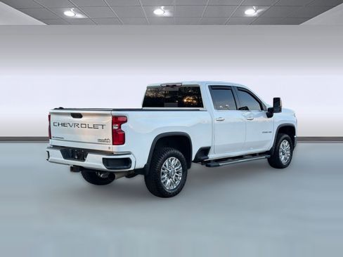 Used 2020 Chevrolet Silverado 2500 High Country w/ Technology Package AWD/4WD image 9
