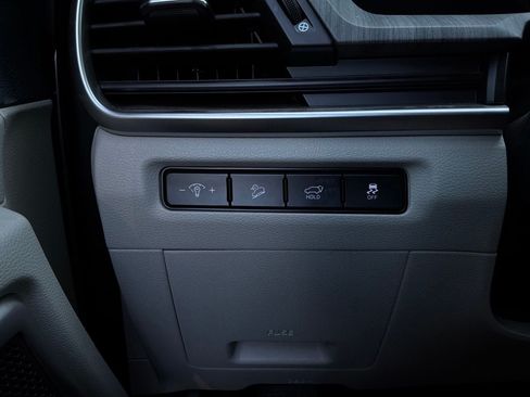 Used 2024 Kia Telluride EX w/ EX Captain's Chair Package FWD image 25