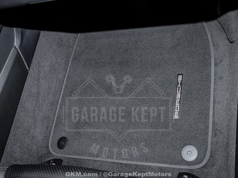 Used 2014 Porsche 911 Turbo S image 94