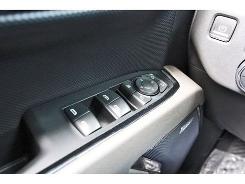 Used 2024 Chevrolet Silverado 1500 ZR2 w/ Technology Package AWD/4WD image 16