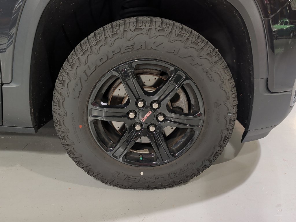 Used 2020 GMC Acadia AT4 w/ Driver Alert Package II AWD/4WD image 7