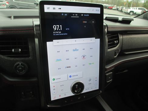 Used 2024 Ford Expedition Max Limited image 27