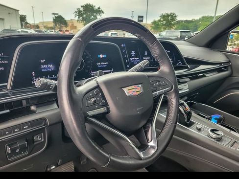 Used 2024 Cadillac Escalade Sport AWD/4WD image 21
