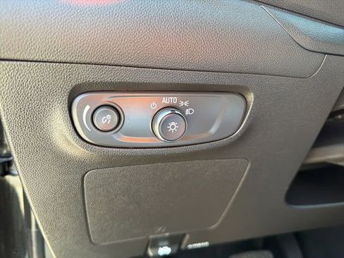 Used 2025 Buick Encore GX Preferred FWD image 15