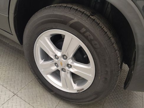 Used 2021 Chevrolet Trax LS w/ Tint and Cruise Package FWD image 31