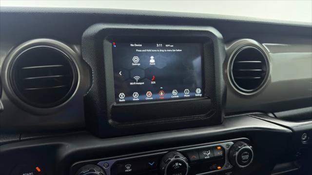 Used 2023 Jeep Wrangler Unlimited Sport AWD/4WD image 32