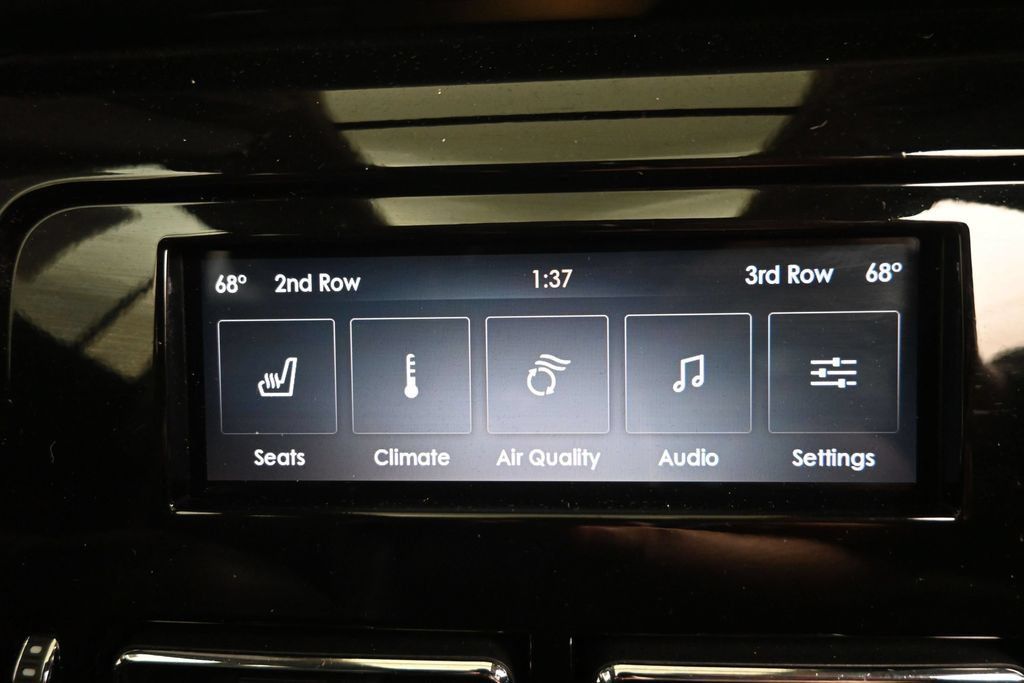 Used 2023 Lincoln Aviator Reserve w/ Equipment Group 201A AWD/4WD image 11