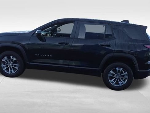 Certified 2026 Chevrolet Equinox LT w/ Convenience Package II FWD image 9