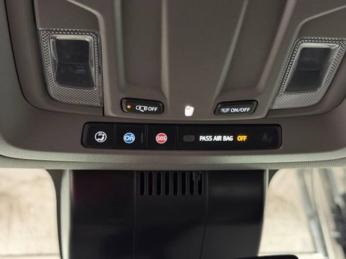 Certified 2024 GMC Sierra 3500 Pro w/ Convenience Package image 34